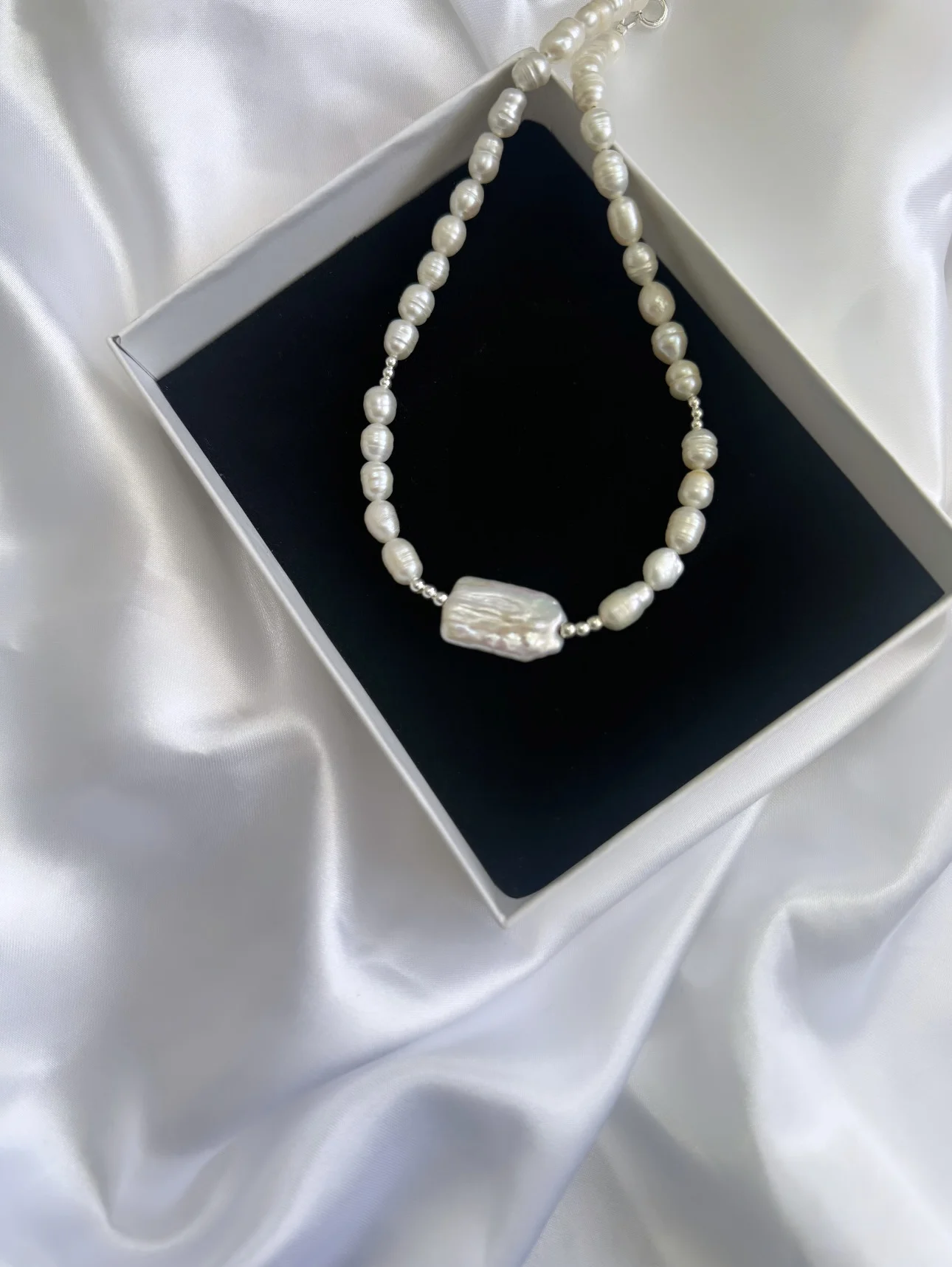 2bdd2a8c E9a8 48f4 Acce C2a2a1a68710